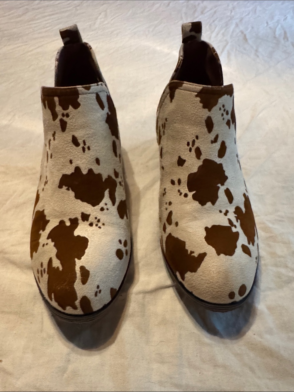 Pierre Dumas Cow Print Faux Suede Ankle Booties Size 7